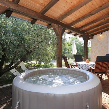 Hacienda Mia With Yacuzzi And Free Parking Zára Kültér fotó